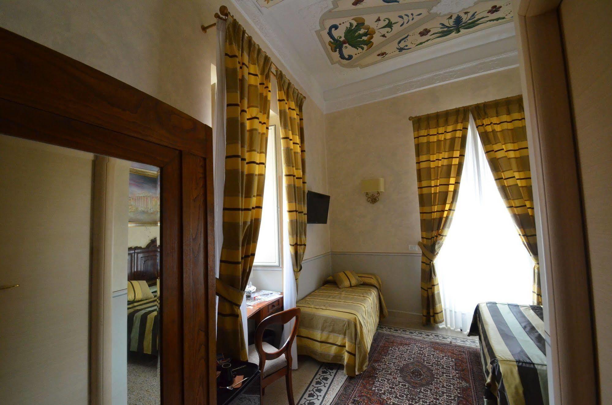 Trevispagna Charme โรม ภายนอก รูปภาพ